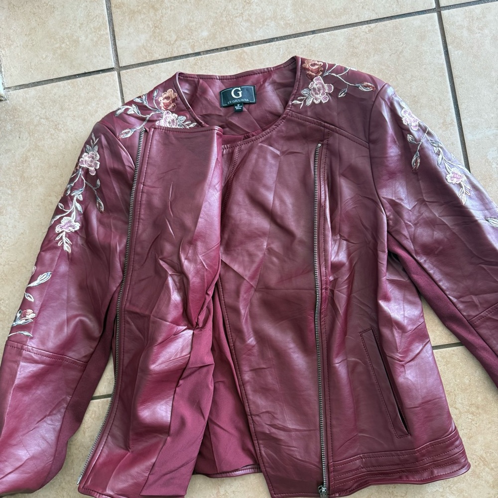 Embroidered leather jacket - Picture 4 of 5